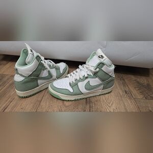 Nike Green and White High-Top Sneakers